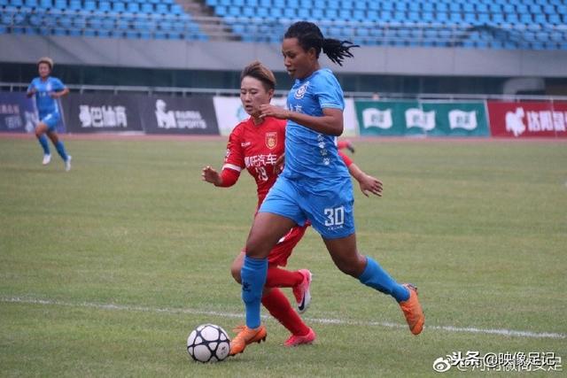 俱乐部杯-阿姆斯23分广东胜广州 王少杰10+8
